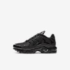 Black nike air max plus boys hotsell